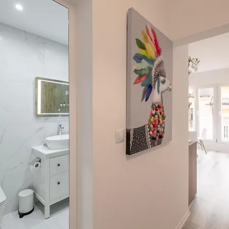 Apartamento Aprt Metro Station In The Heart Of The Sofía